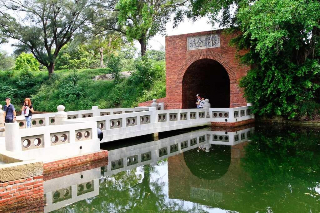 Dock Inn可包棟民宿 Tainan Buitenkant foto